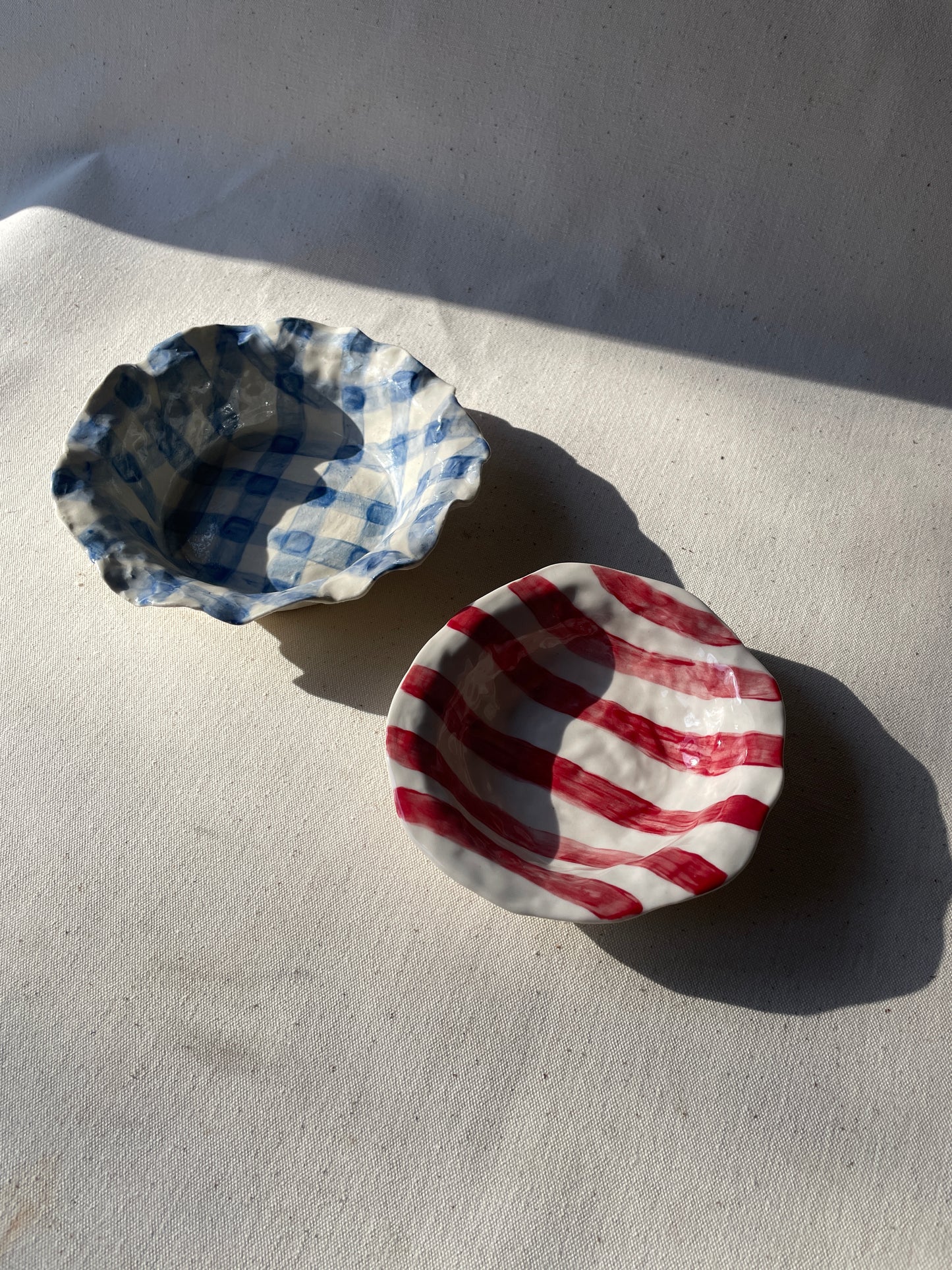 Flutter Bowl Small - Red Stripe